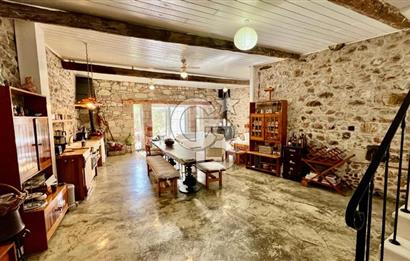 Ayvalık Merkez'de Müstakil Rum Evi