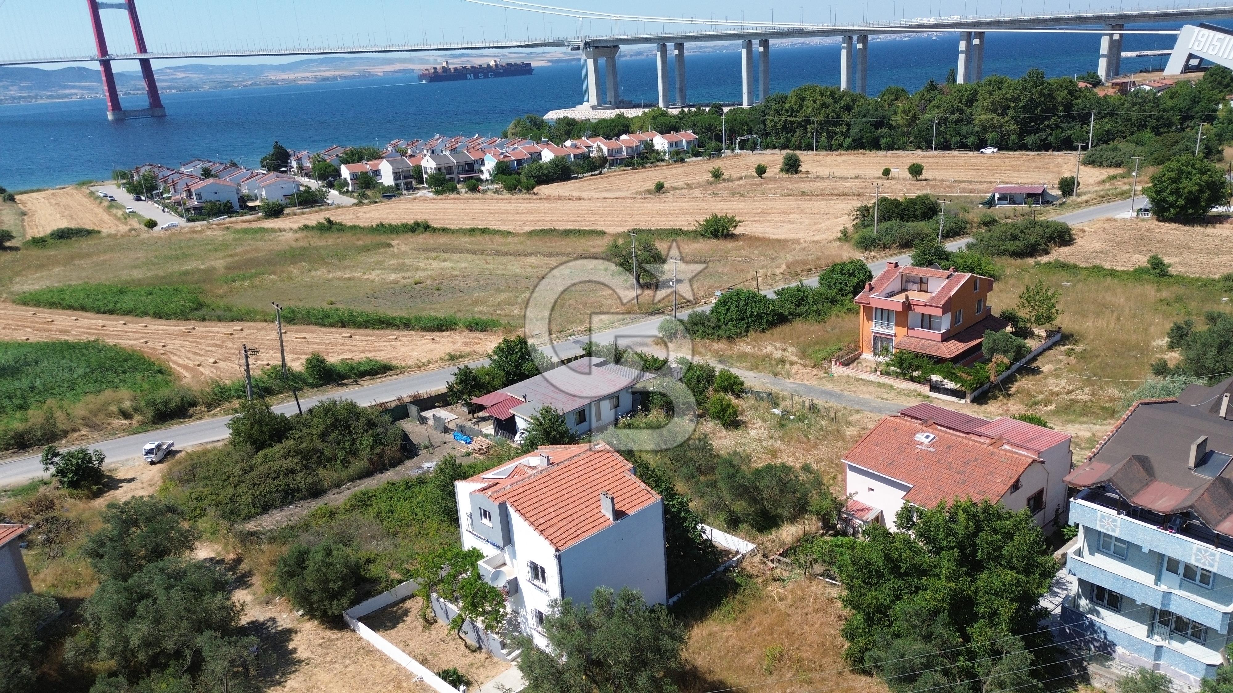 GAZİSÜLEYMANPAŞA MAH. KÖPRÜ MANZARALI SATILIK MÜSTAKİL EV