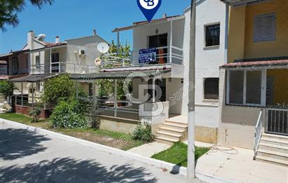 Kuşadası Karaova da kiralık 3+1 eşyalı yazlık