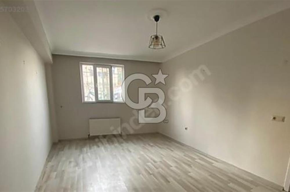 KARLIBAYIR'DA SATILIK GENİŞ VE AYDINLIK 2+1 DAİRE!