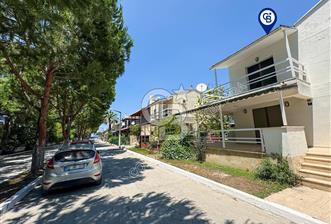 Kuşadası Karaova da kiralık 3+1 eşyalı yazlık