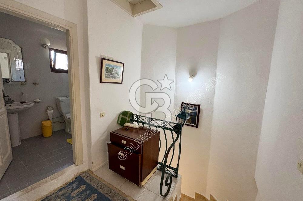 Kuşadası Karaova da kiralık 3+1 eşyalı yazlık