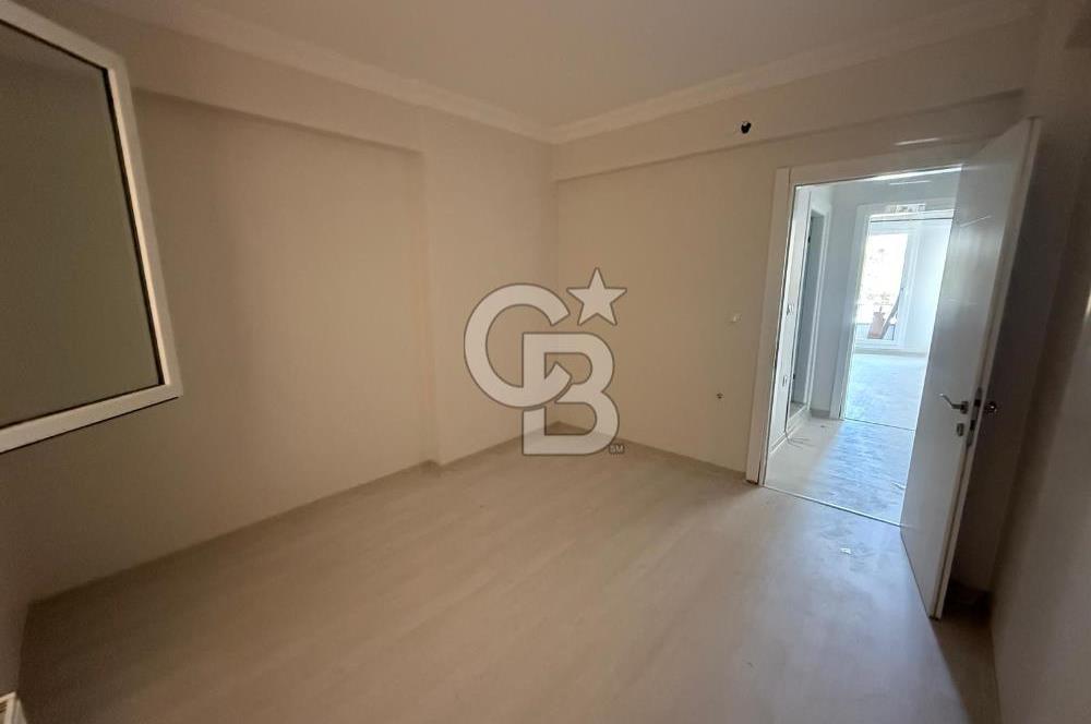 MENEMENDE İSMET İNÖNÜNDE SATILIK DAİRE