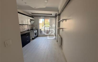 MENEMENDE İSMET İNÖNÜNDE SATILIK DAİRE
