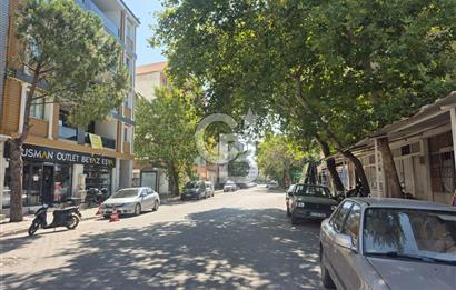 Ayvalık Altınova'da Cadde Üzeri Satılık Dükkan