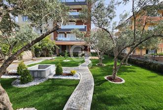 BORNOVA İNÖNÜ MAH-HOBİ BAHÇELİ, ASANSÖRLÜ KÖRFEZ MANZARALI 2+1 DAİRE