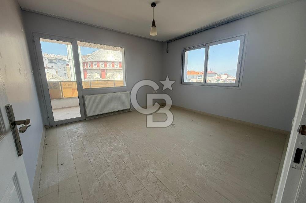BORNOVA İNÖNÜ MAH-HOBİ BAHÇELİ, ASANSÖRLÜ KÖRFEZ MANZARALI 2+1 DAİRE
