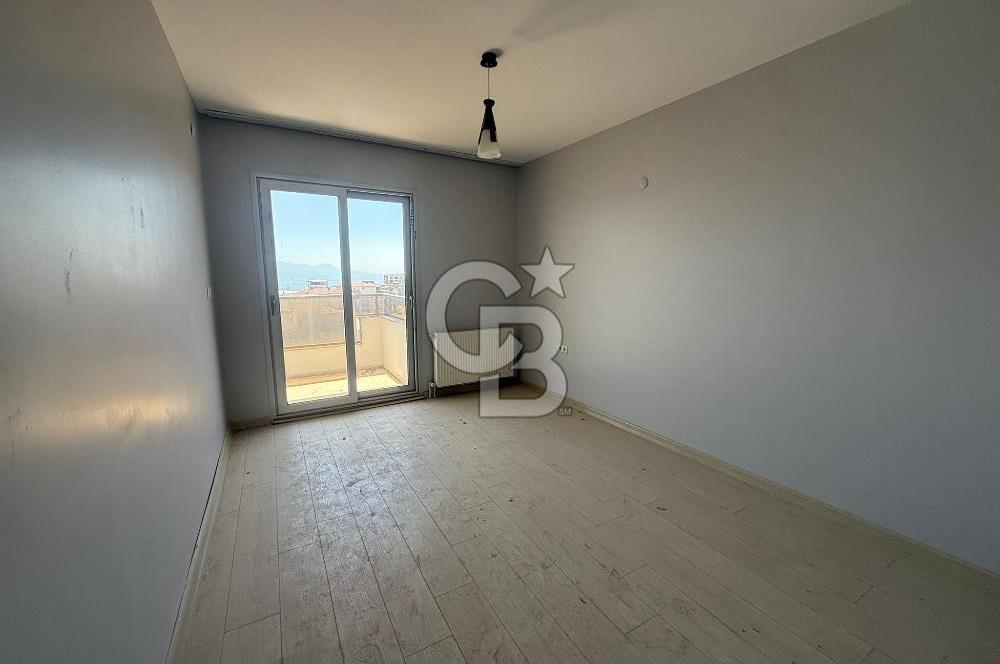 BORNOVA İNÖNÜ MAH-HOBİ BAHÇELİ, ASANSÖRLÜ KÖRFEZ MANZARALI 2+1 DAİRE