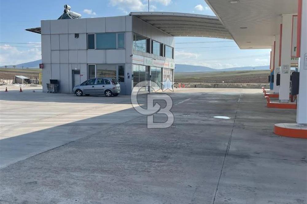 AFYON-KÜTAHYA YOLUNDA SATILIK BEYAZ BAYRAK AKARYAKIT İSTASYONU