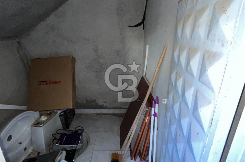 İçerenköy Mahallesinde Bahçe Terası Kullanımlı 3+1 Kiralık Daire
