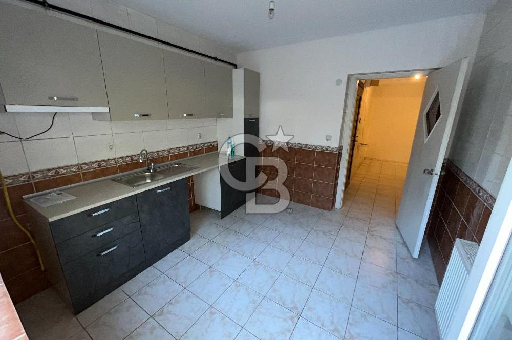 İçerenköy Mahallesinde Bahçe Terası Kullanımlı 3+1 Kiralık Daire