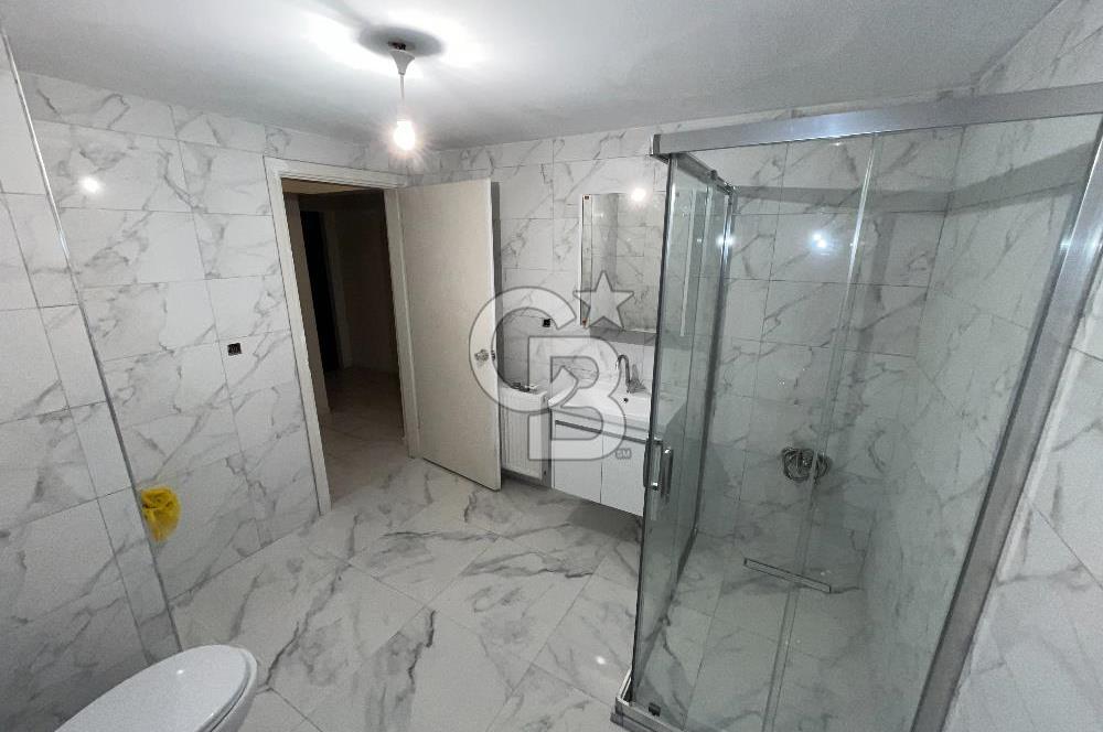 İçerenköy Mahallesinde Bahçe Terası Kullanımlı 3+1 Kiralık Daire
