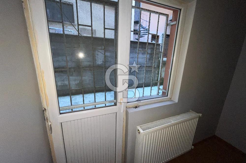 İçerenköy Mahallesinde Bahçe Terası Kullanımlı 3+1 Kiralık Daire