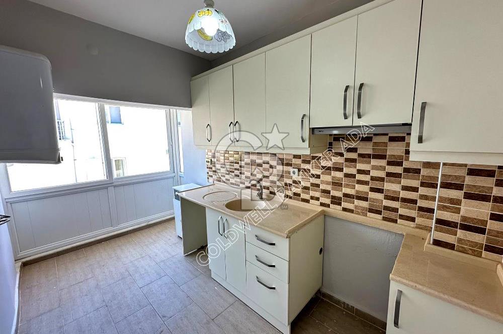 Kuşadası'nda Satılık Deniz Manzaralı 2+1 Daire