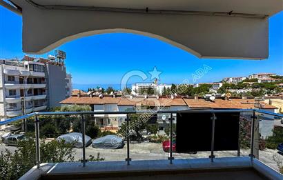 Kuşadası'nda Satılık Deniz Manzaralı 2+1 Daire