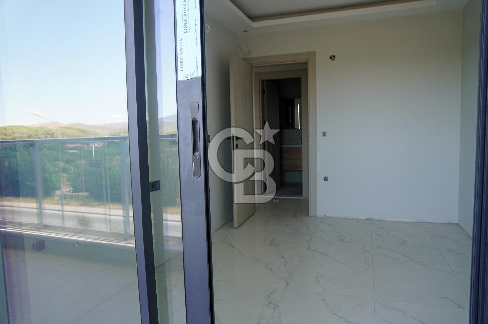 DALAMAN MERKEZ'DE HAVAALANI YOLU ÜZERİ 1+1 ULTRA LÜKS DAİRE