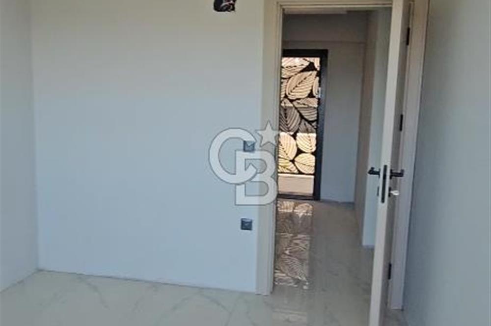 DALAMAN MERKEZ'DE HAVAALANI YOLU ÜZERİ 1+1 ULTRA LÜKS DAİRE