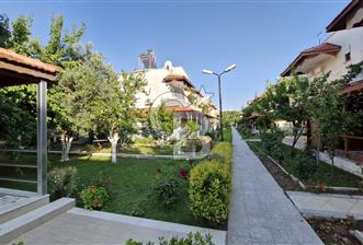 Dikili sahiller altında denize yakın villa
