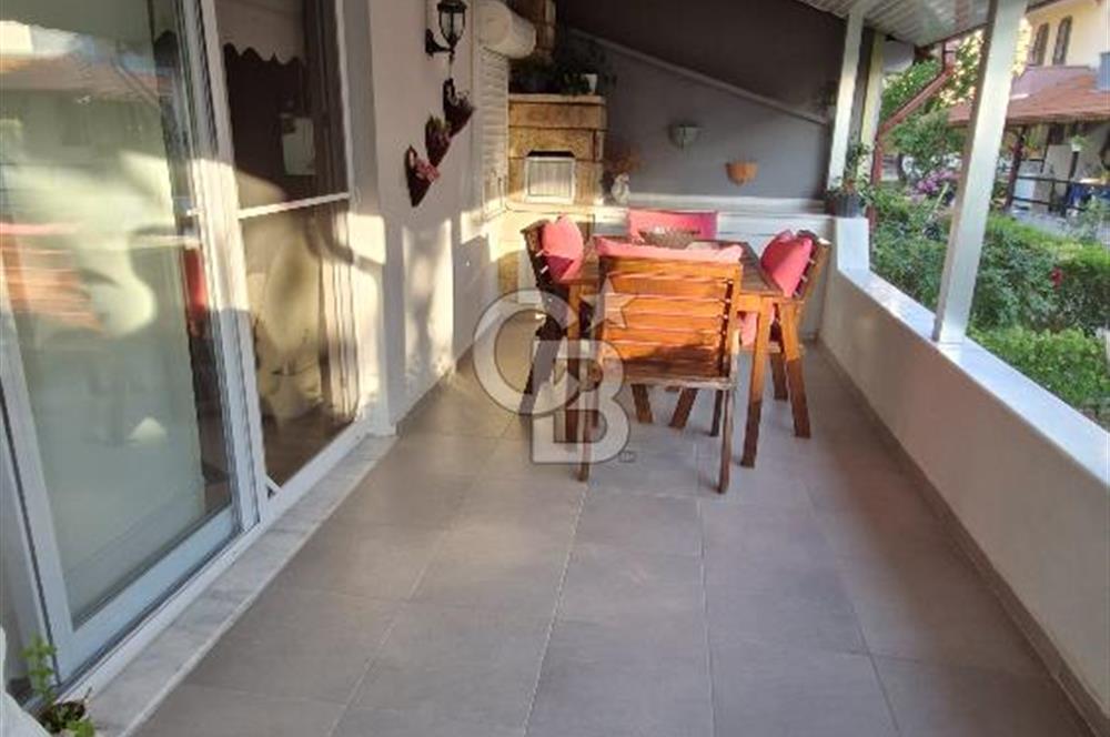 Dikili sahiller altında denize yakın villa
