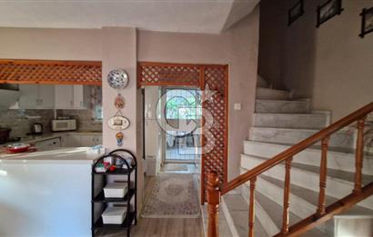 Dikili sahiller altında denize yakın villa