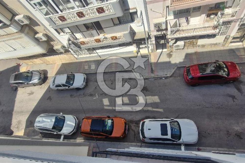 Göztepe Stadyumu Arkası  3+1 Satılık Daire 