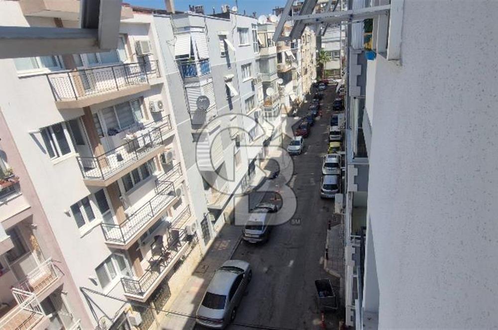 Göztepe Stadyumu Arkası  3+1 Satılık Daire 