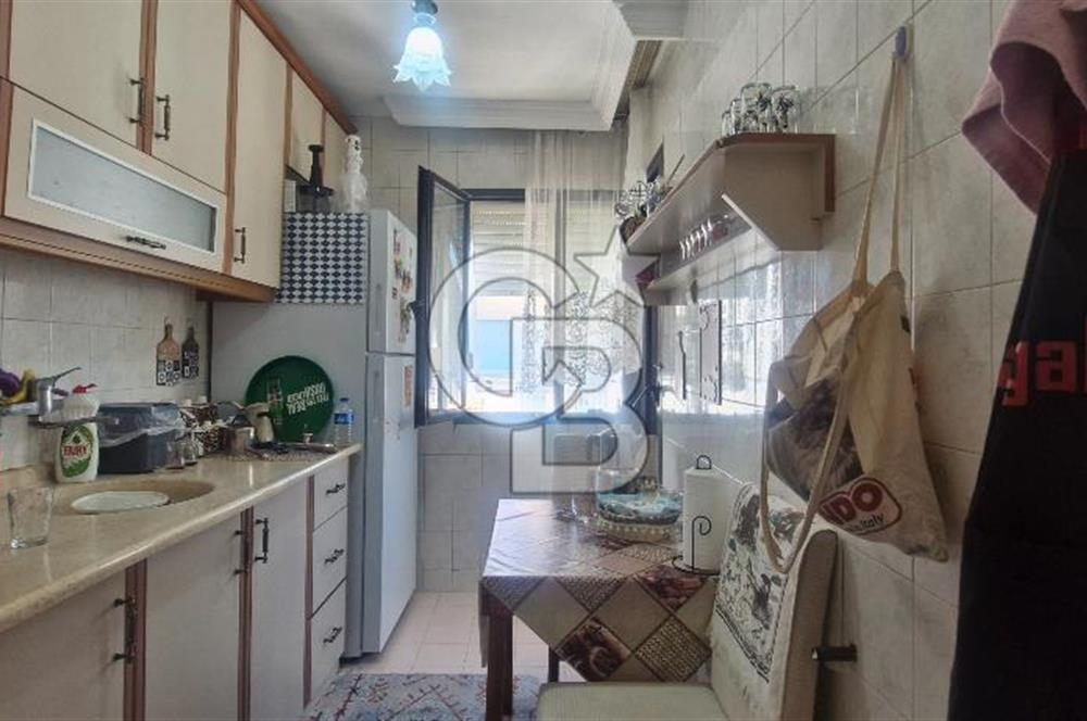 Göztepe Stadyumu Arkası  3+1 Satılık Daire 