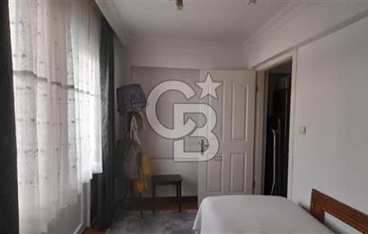 Ayvalık Armutçuk'ta Merkezi Konumda Bakımlı 3+1 Ara Kat Daire