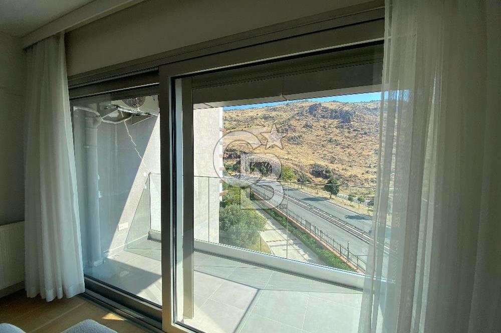 Karşıyaka 360 Sitesi nde 1+1 Eşyalı Kiralık Daire