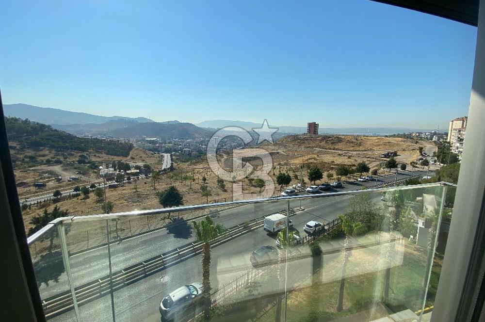 Karşıyaka 360 Sitesi nde 1+1 Eşyalı Kiralık Daire