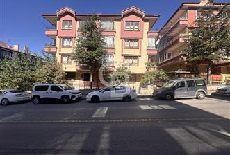 Bahçelerüstü Merkezi Konumda Satılık 3+1 Daire