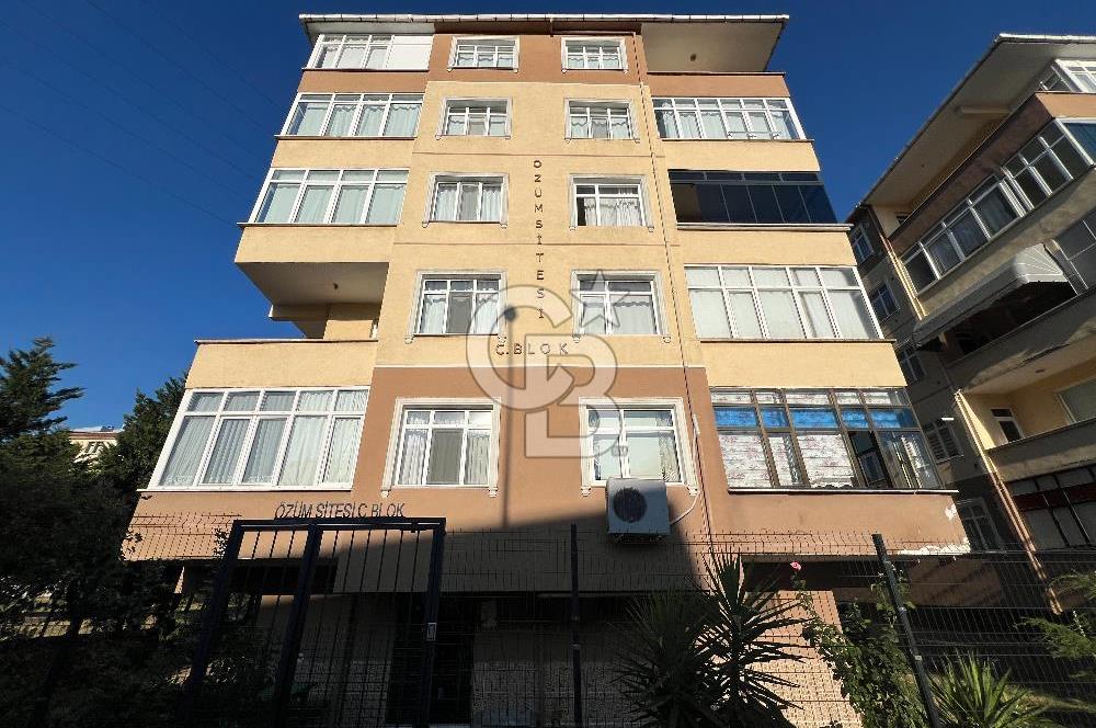 DERİNCE YENİKENT İÇİ TAMAMEN YENİ 3+1 SATILIK ARA KAT DAİRE