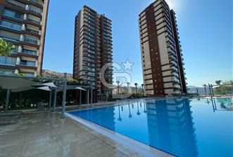 Karşıyaka 360 Sitesi nde 1+1 Eşyalı Kiralık Daire