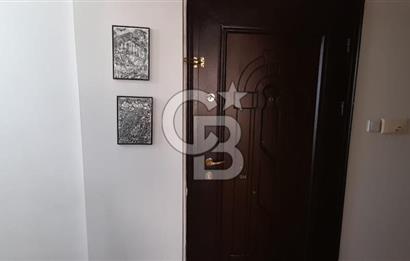 Ayvalık Armutçuk'ta Merkezi Konumda Bakımlı 3+1 Ara Kat Daire
