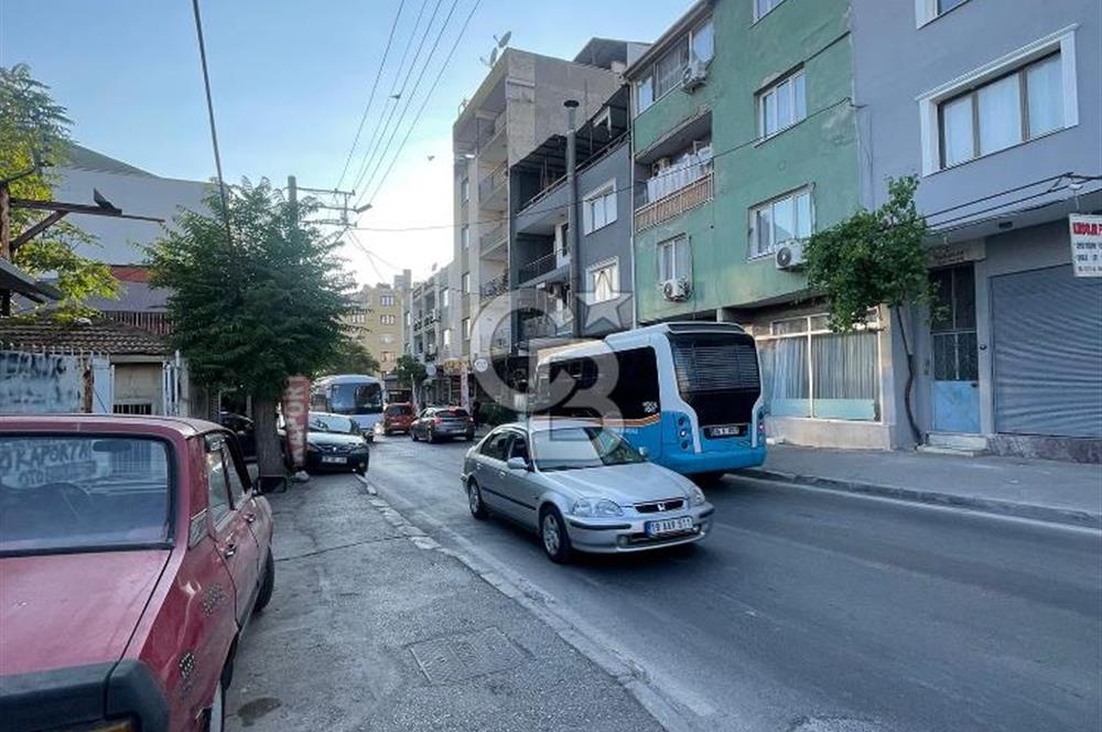 Bayraklı Gümüşpala Merkezde Tadilatlı, 3+1 Kiralık Daire