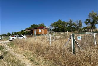 ESKİŞEHİR YOLU ALAGÖZ' YOLA CEPHE 2X400 M2 BİTİŞİK 2 BAHÇE