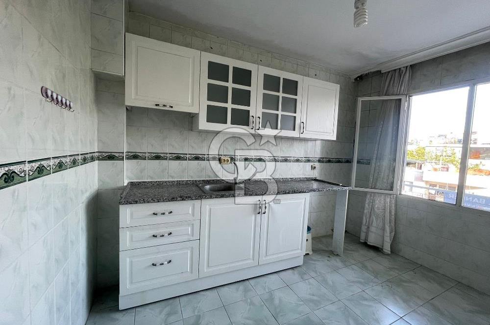 Bayraklı Gümüşpala Merkezde Tadilatlı, 3+1 Kiralık Daire