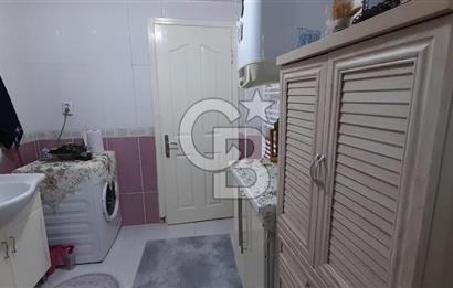 Ayvalık Armutçuk'ta Merkezi Konumda Bakımlı 3+1 Ara Kat Daire