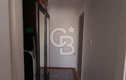 Ayvalık Armutçuk'ta Merkezi Konumda Bakımlı 3+1 Ara Kat Daire