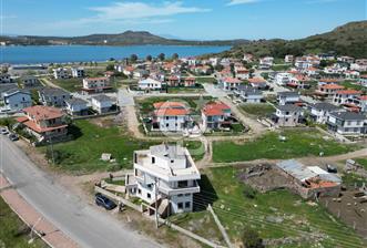 Ayvalık Küçükköy'de Satılık Müstakil İkiz Villa 