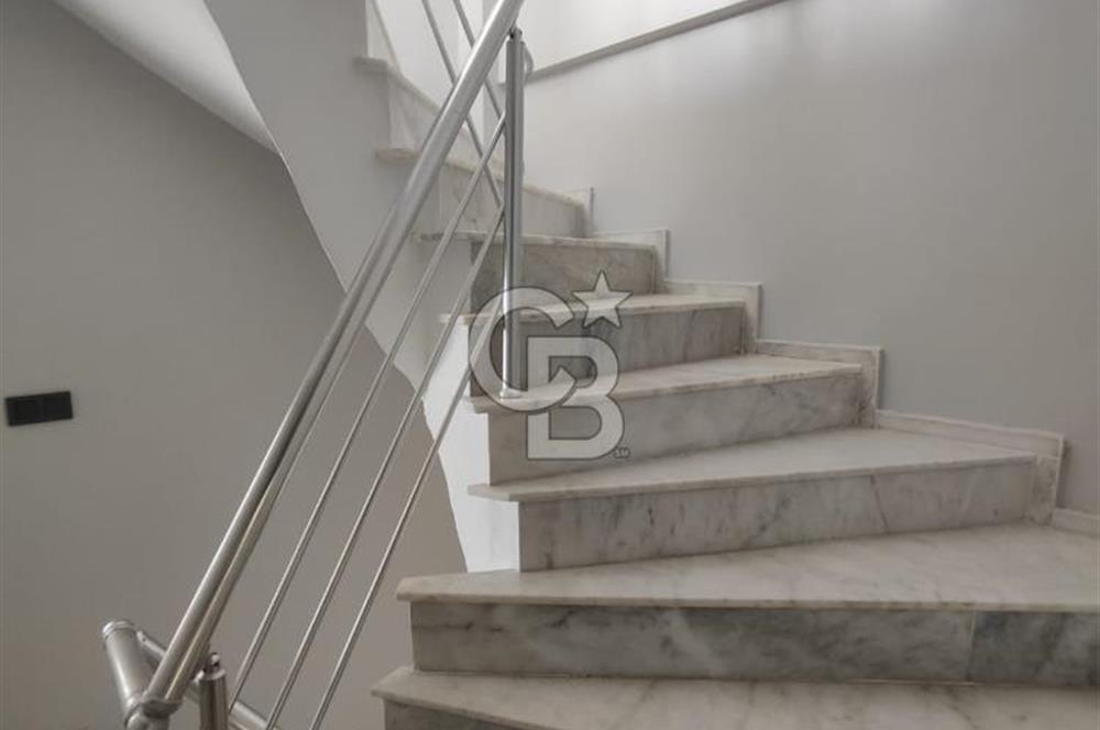 CB Marina'dan Milas Güllük Satılık 5+1 Triplex Villa