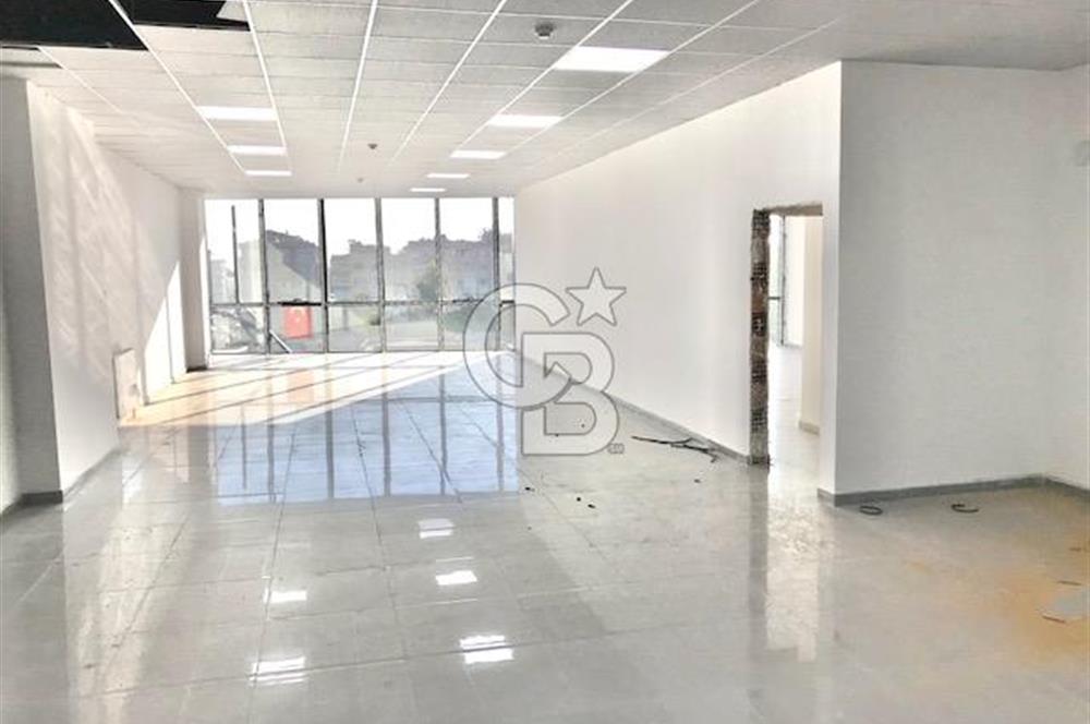 K. Çekmece Cennet Metrobüs Durağı yanı Plaza Katı