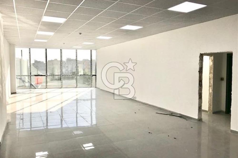 K. Çekmece Cennet Metrobüs Durağı yanı Plaza Katı