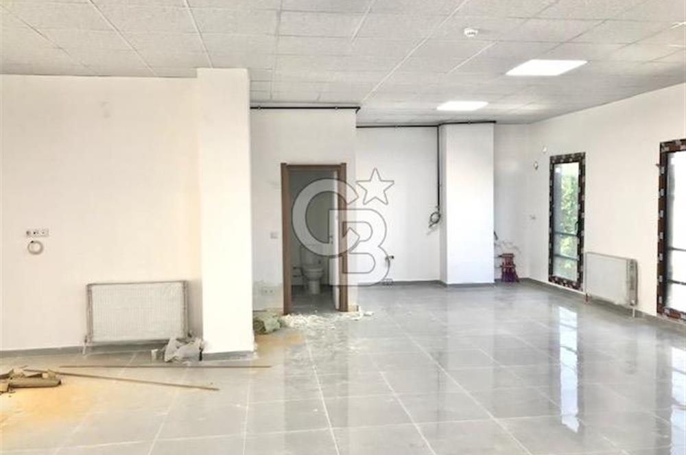 K. Çekmece Cennet Metrobüs Durağı yanı Plaza Katı