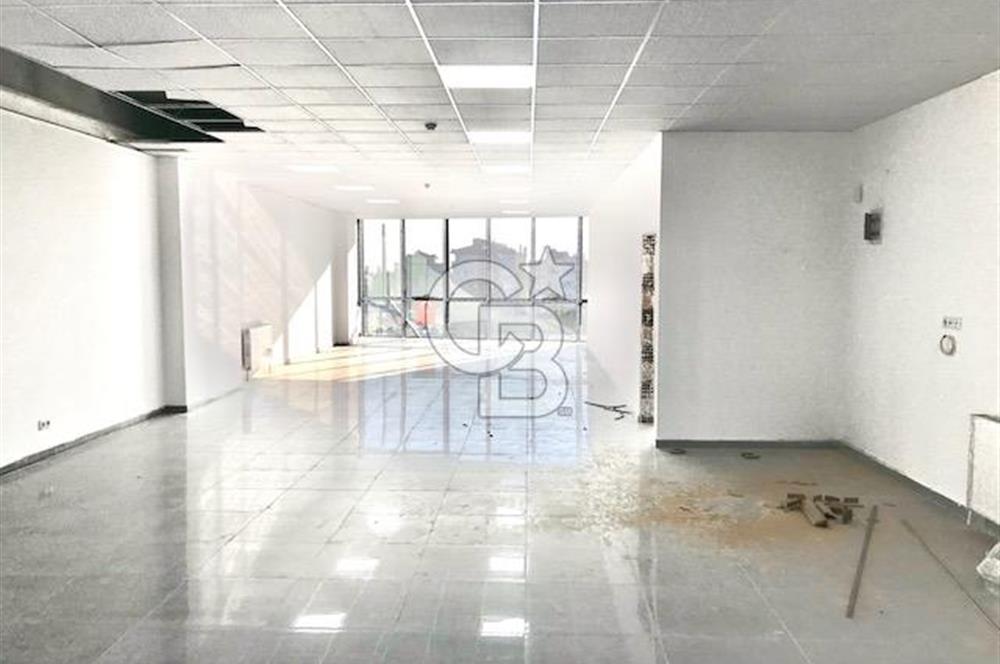 K. Çekmece Cennet Metrobüs Durağı yanı Plaza Katı