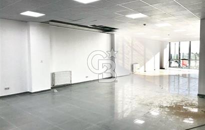 K. Çekmece Cennet Metrobüs Durağı yanı Plaza Katı