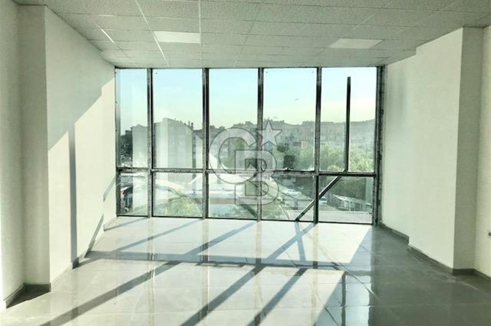 K. Çekmece Cennet Metrobüs Durağı yanı Plaza Katı