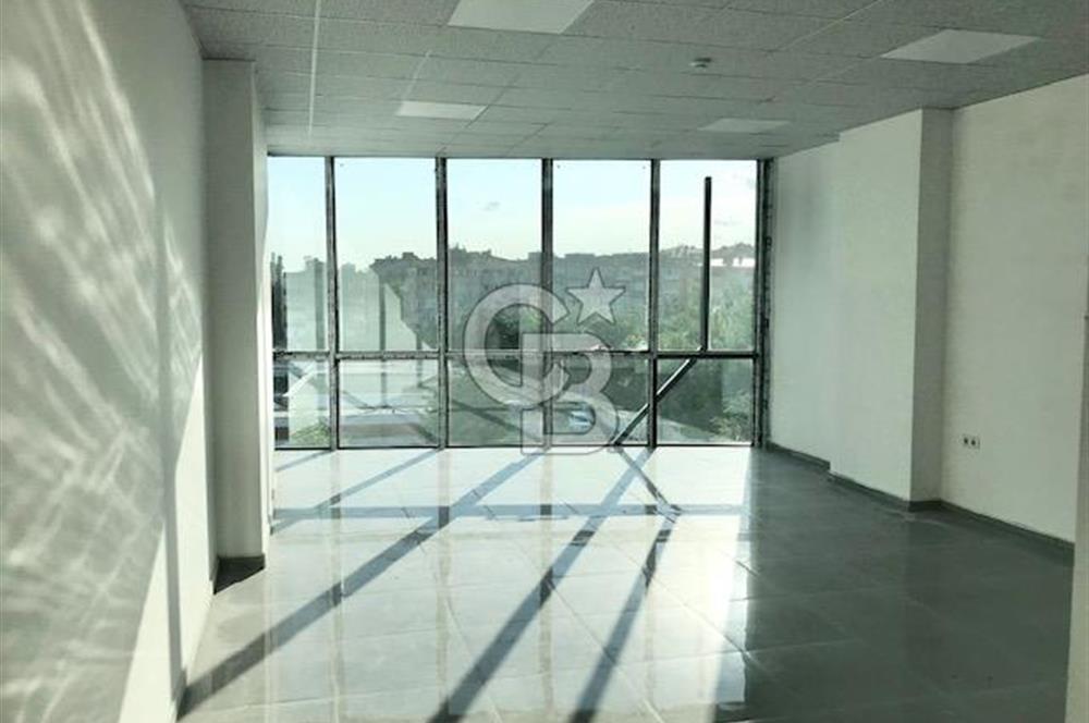 K. Çekmece Cennet Metrobüs Durağı yanı Plaza Katı