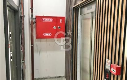 K. Çekmece Cennet Metrobüs Durağı yanı Plaza Katı