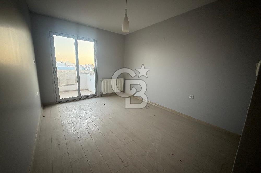 BORNOVA İNÖNÜ MAH-ASANSÖRLÜ KÖRFEZ MANZARALI 2+1 DAİRE